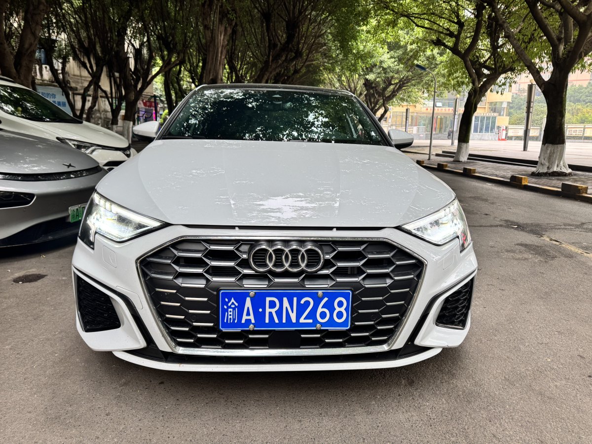 奧迪 奧迪A3  2023款 改款 A3L Limousine 35 TFSI 時(shí)尚運(yùn)動(dòng)型圖片