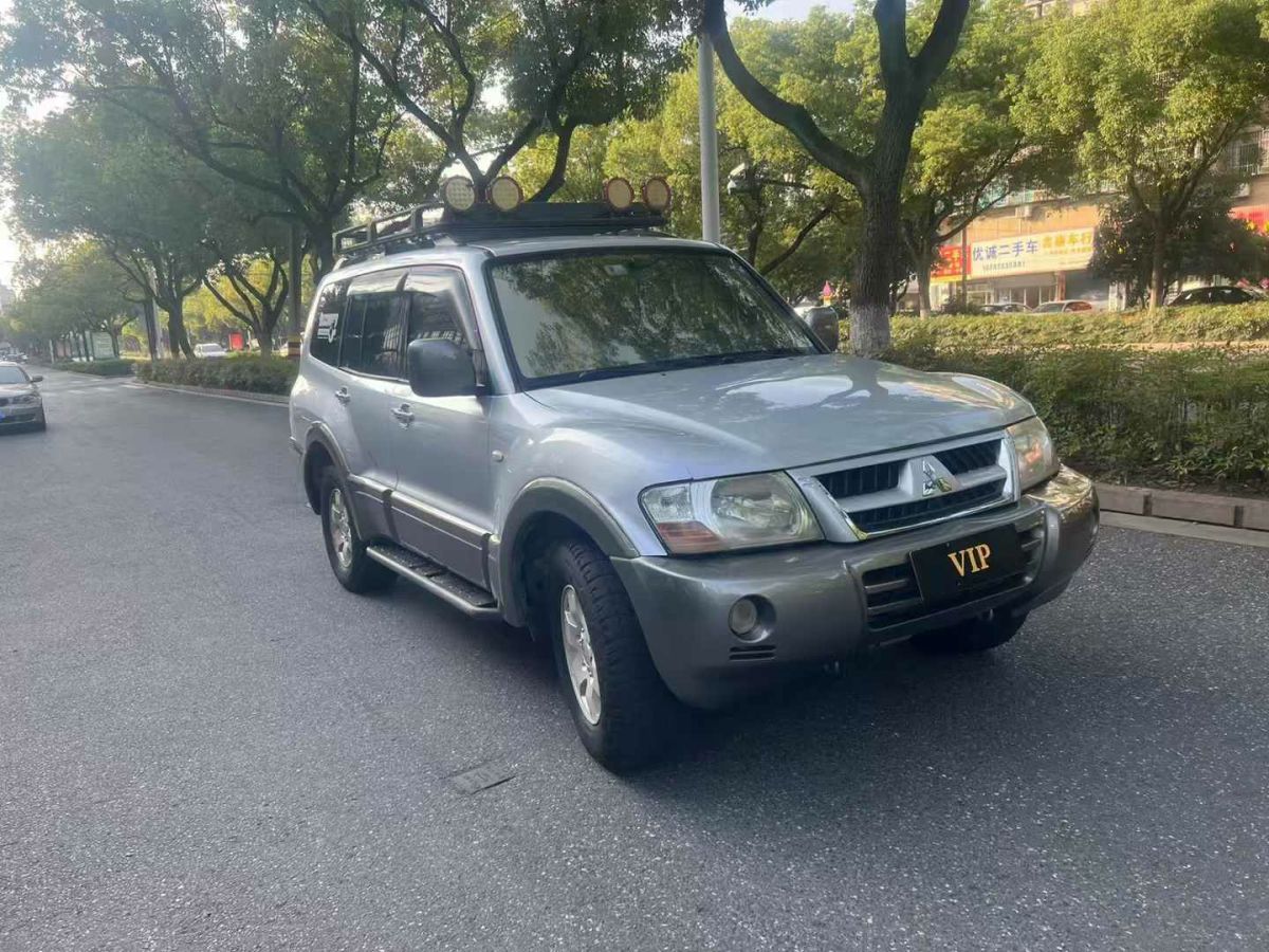 2008年1月三菱 帕杰羅  2008款 V77 3.8L MT GLS