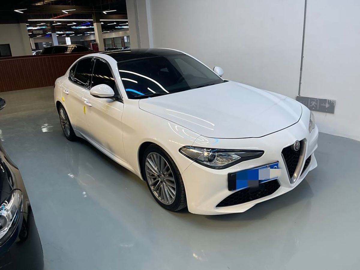 2019年11月阿爾法·羅密歐 Giulia  2019款  2.0T 280HP 豪華版