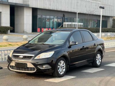 2010年1月 福特 ?？怂?兩廂 2.0L SVP限量版圖片