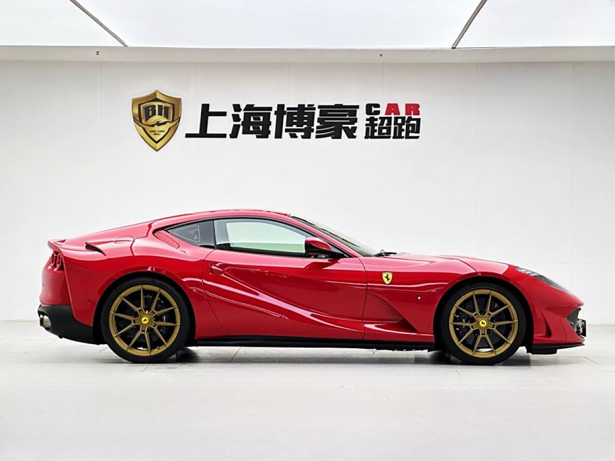 法拉利 812 Superfast  2017款 6.5L 標(biāo)準(zhǔn)型圖片