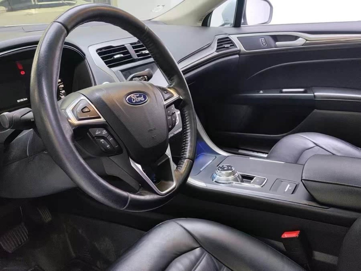 福特 蒙迪歐  2018款 EcoBoost 180 時(shí)尚型圖片