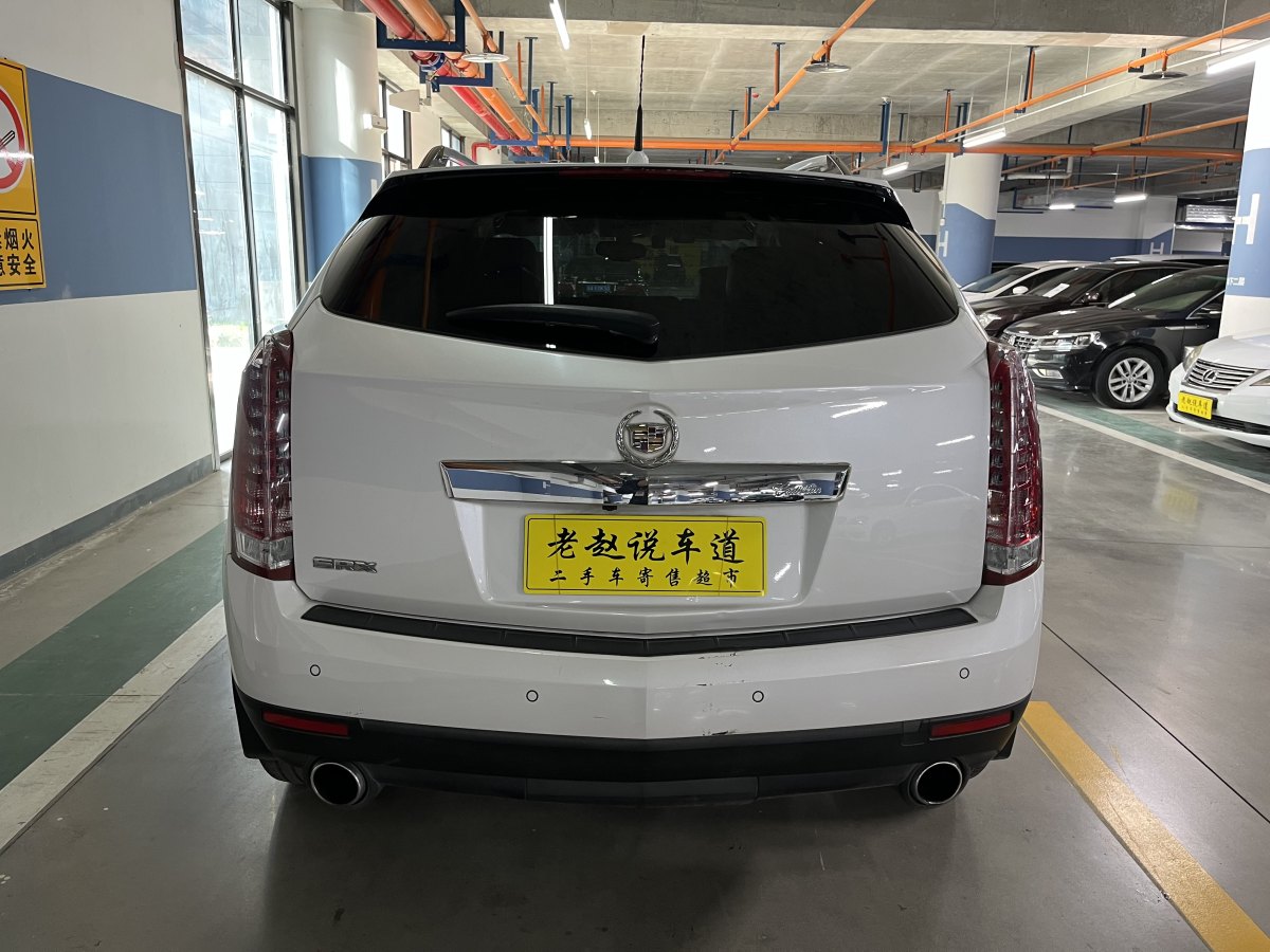 凱迪拉克 SRX  2014款 3.0L 領(lǐng)先型圖片