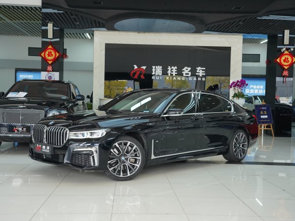 宝马 宝马7系  2019款  750Li xDrive V8 M运动套装