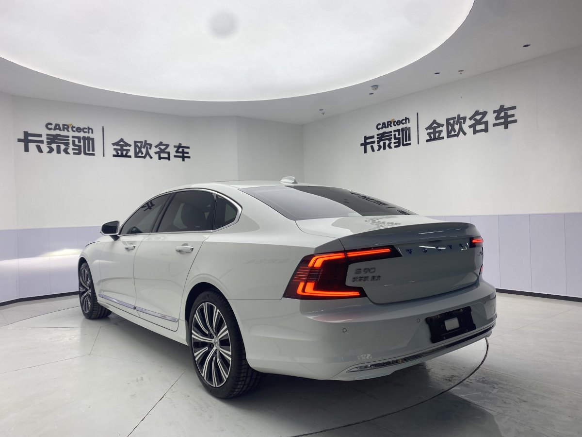 沃爾沃 S90  2022款 B5 智遠(yuǎn)豪華版圖片