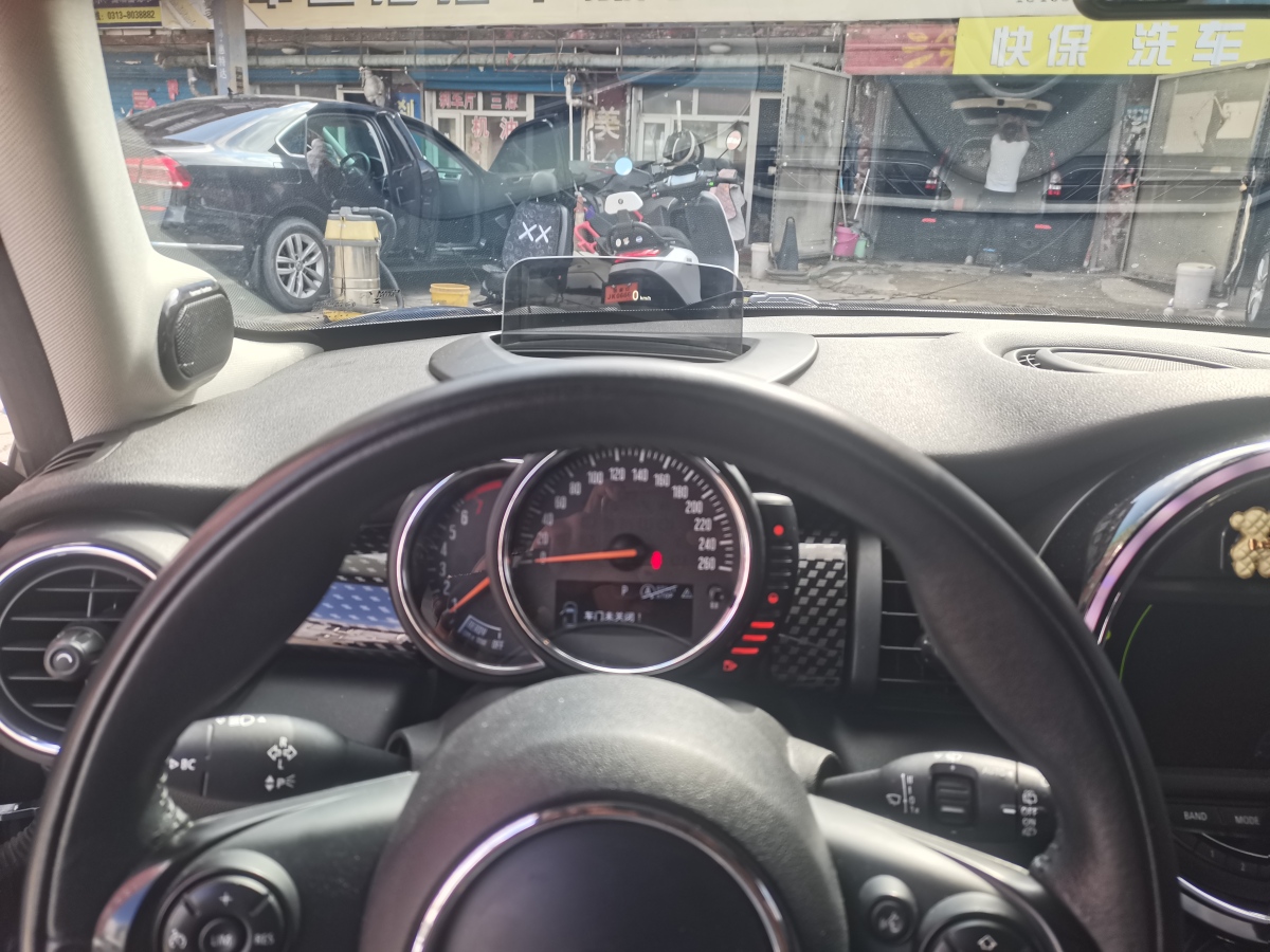 MINI MINI  2015款 2.0T COOPER S 五門版圖片