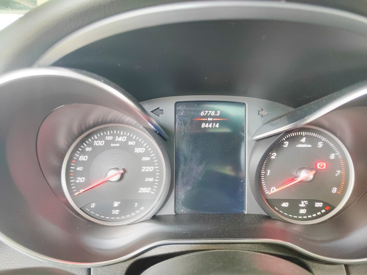 奔驰 奔驰C级  2017款 改款 C 180 旅行轿车图片
