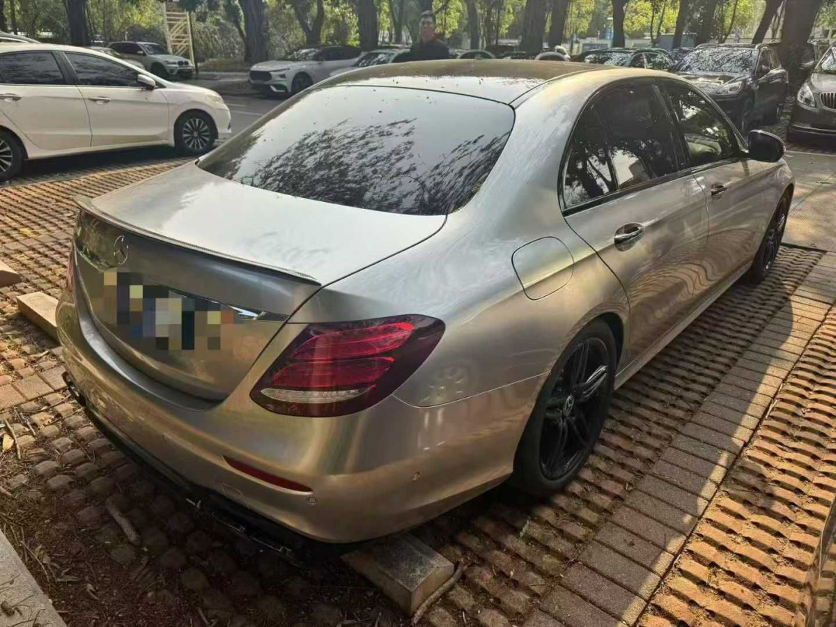 奔馳 奔馳GLE  2020款  GLE 350 4MATIC 時(shí)尚型圖片