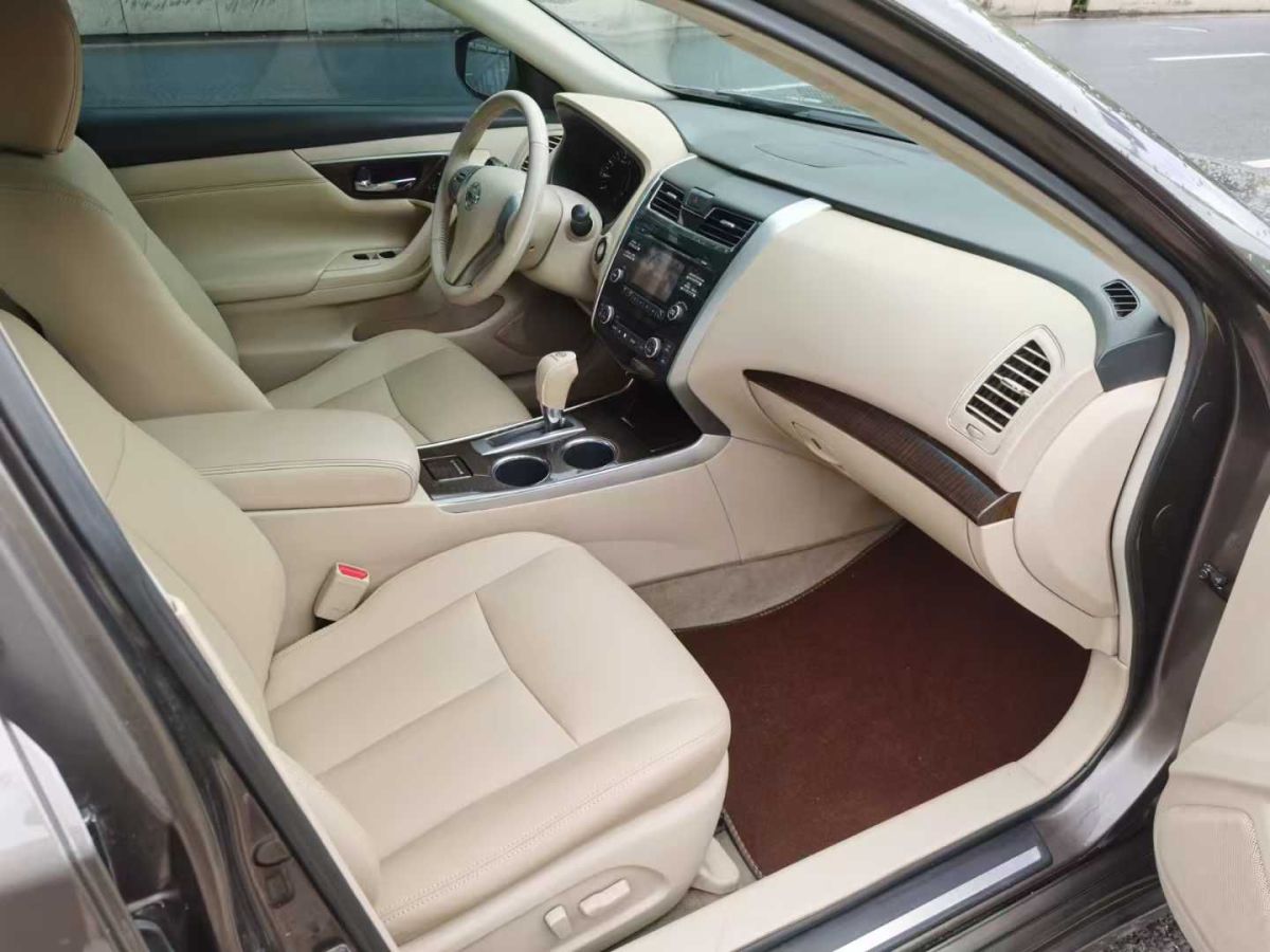 日產(chǎn) 天籟  2013款 2.0L XE時尚版圖片