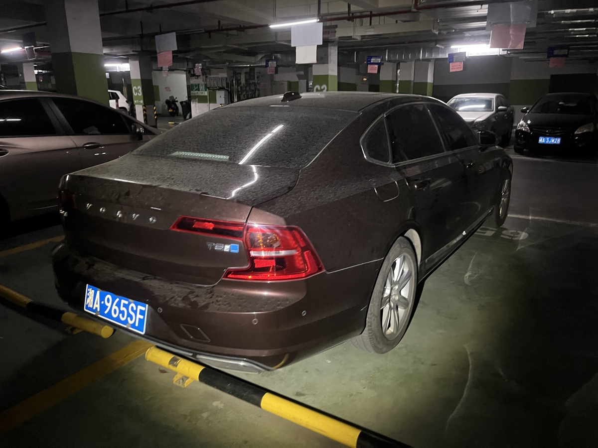 沃爾沃 S90  2018款 T4 智遠(yuǎn)版圖片