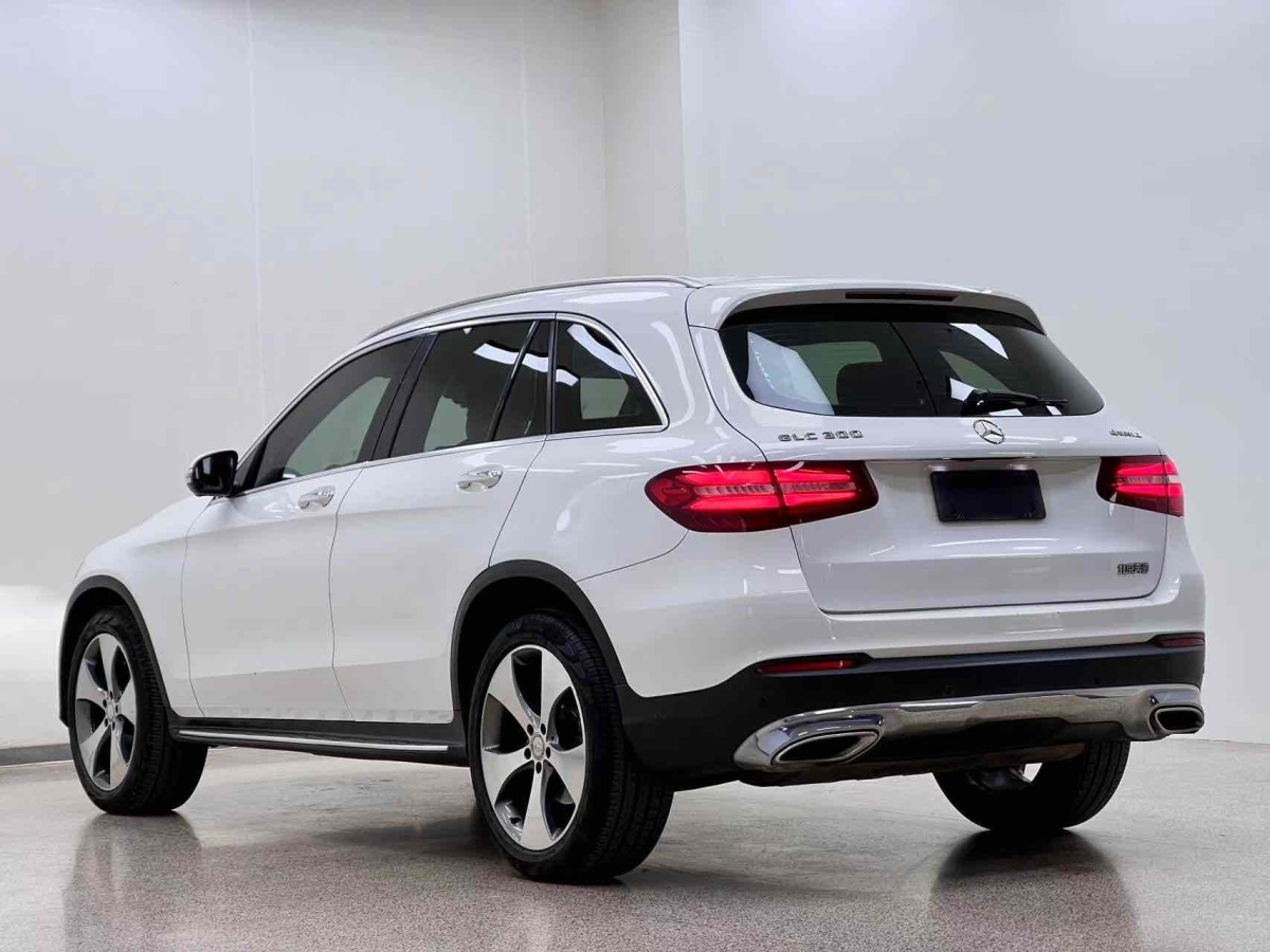 奔馳 奔馳GLC  2016款 GLC 300 4MATIC 豪華型圖片