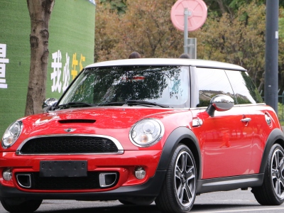 2013年9月 MINI CLUBMAN 1.6T COOPER S图片