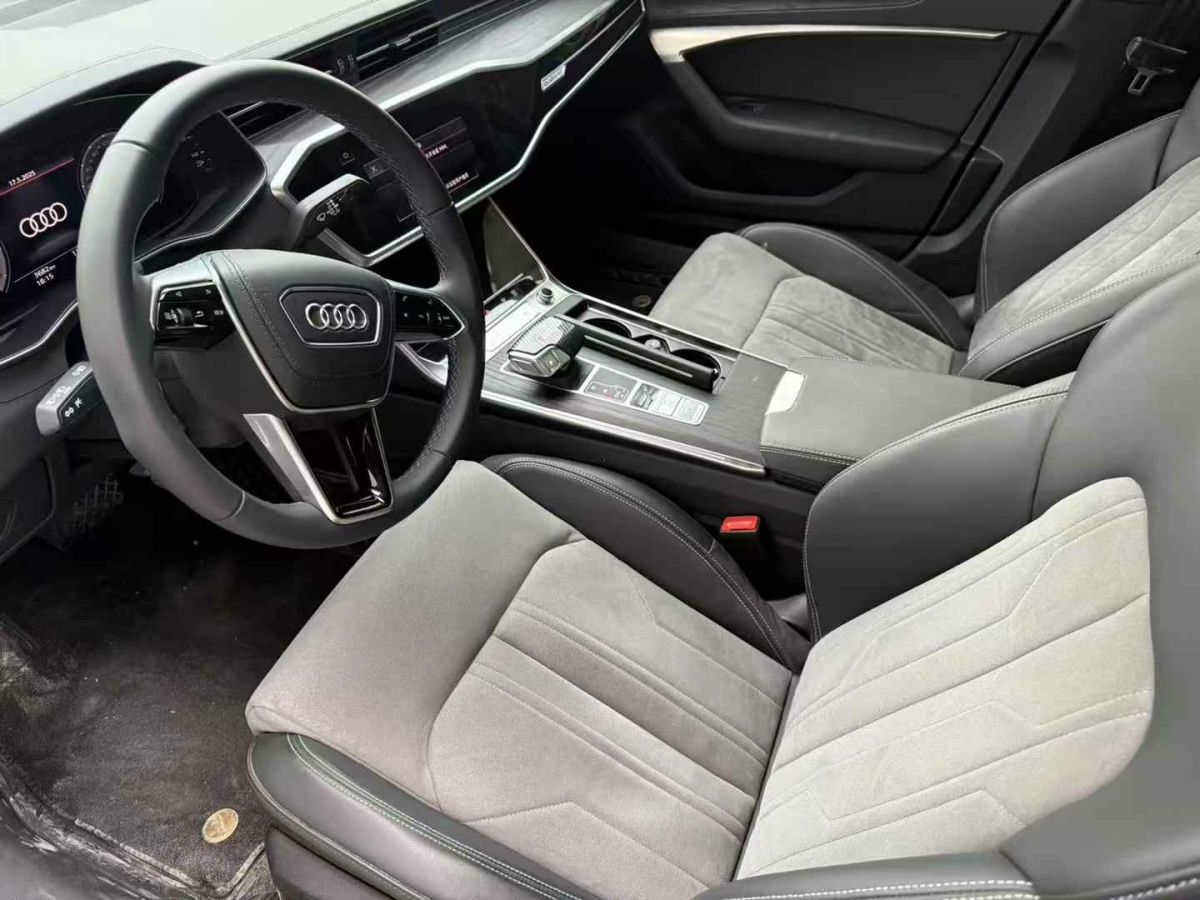 奧迪 奧迪A6L  2024款 40 TFSI 豪華動(dòng)感型圖片