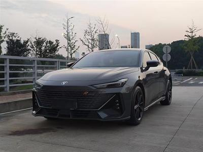 2022年8月 長(zhǎng)安 長(zhǎng)安UNI-V 1.5T 卓越型圖片