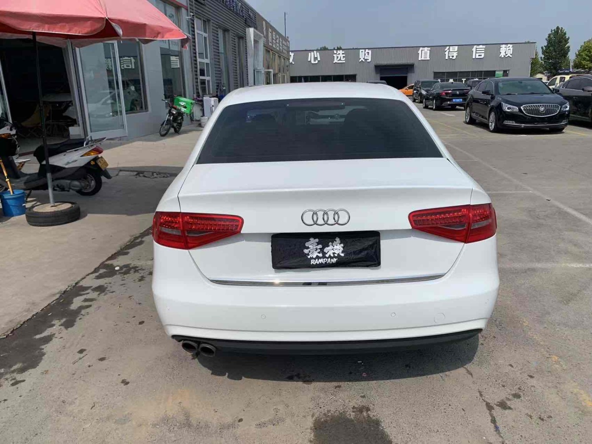 奧迪 奧迪A4L  2015款 35 TFSI 自動標準型圖片