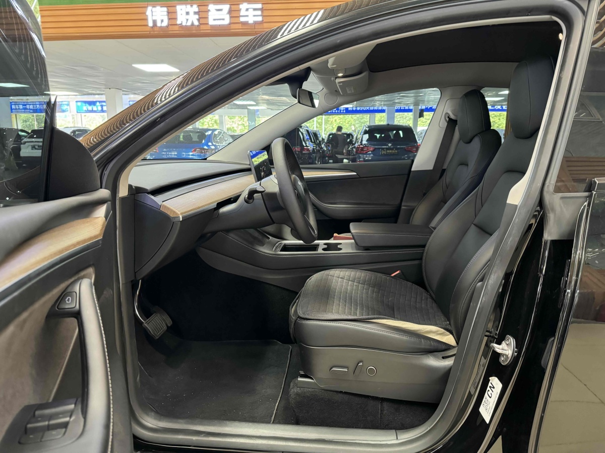 特斯拉 Model Y  2022款 后輪驅(qū)動(dòng)版圖片