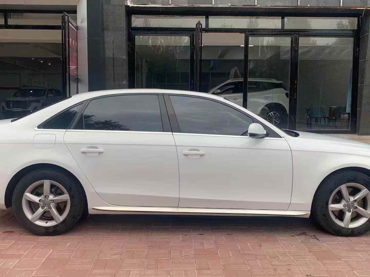 奧迪 奧迪A4L  2013款 A4L 30TFSI 手動(dòng)舒適型圖片