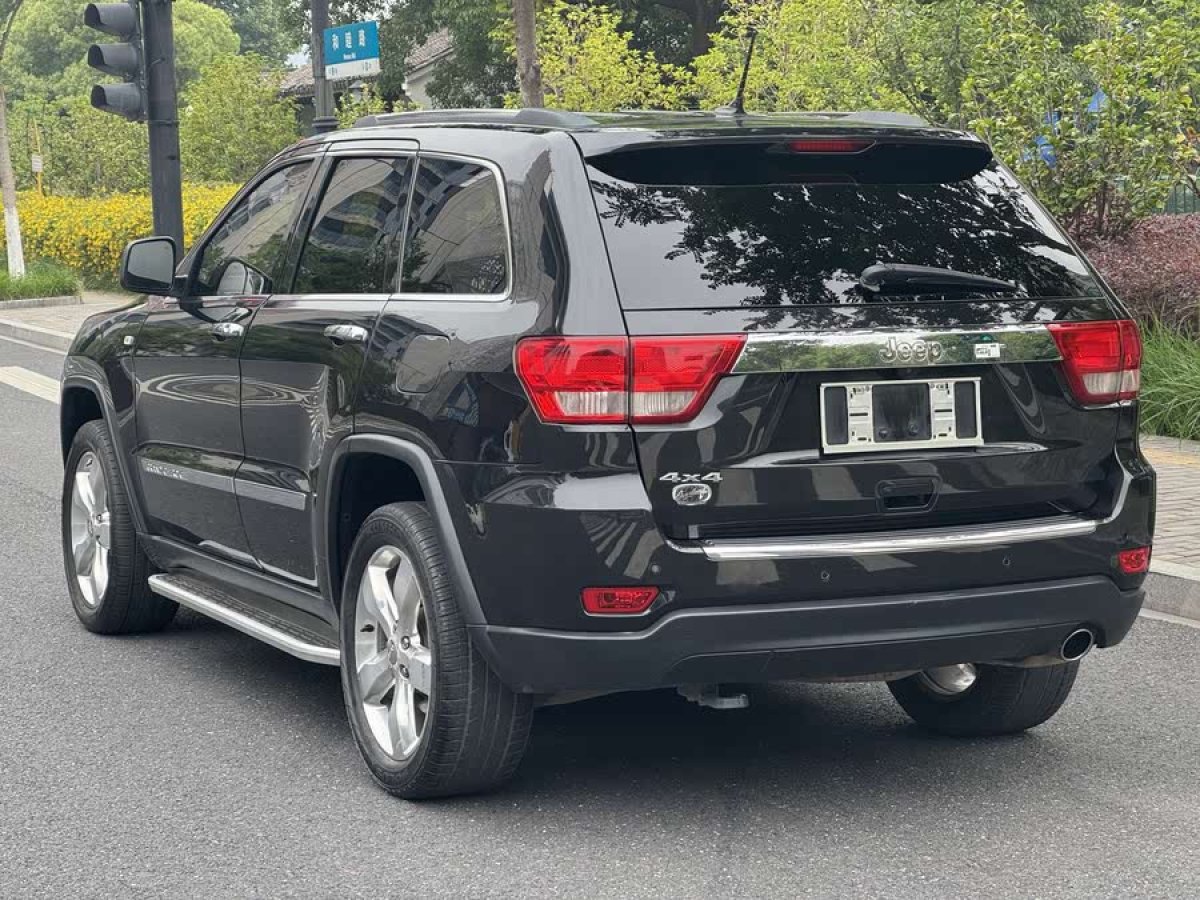 Jeep 大切諾基  2013款 3.6L 旗艦尊崇版圖片