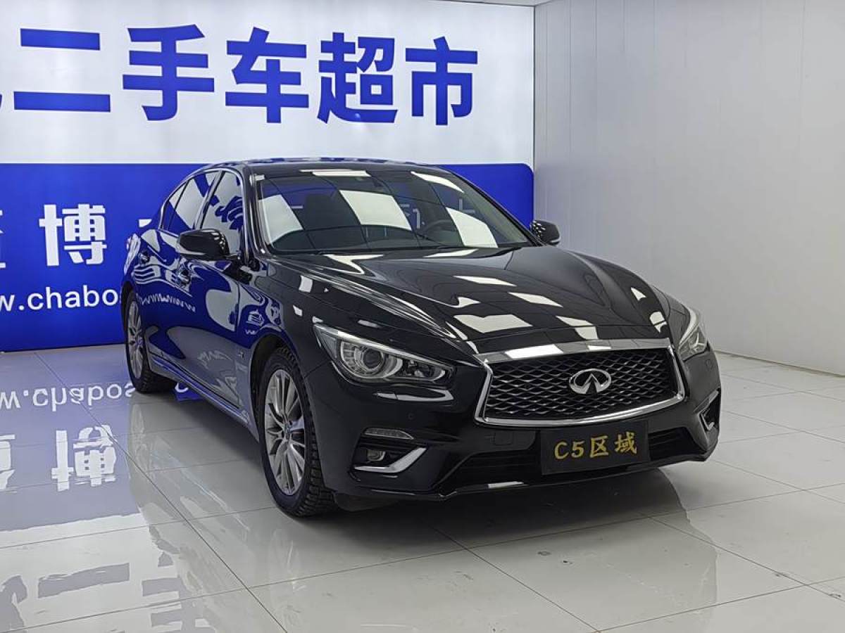 英菲尼迪 Q50L  2018款 2.0T 進(jìn)享版 國(guó)VI圖片