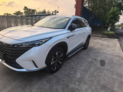 2022年11月 榮威 RX5 PLUS 330TGI 手動領(lǐng)潮智享版圖片