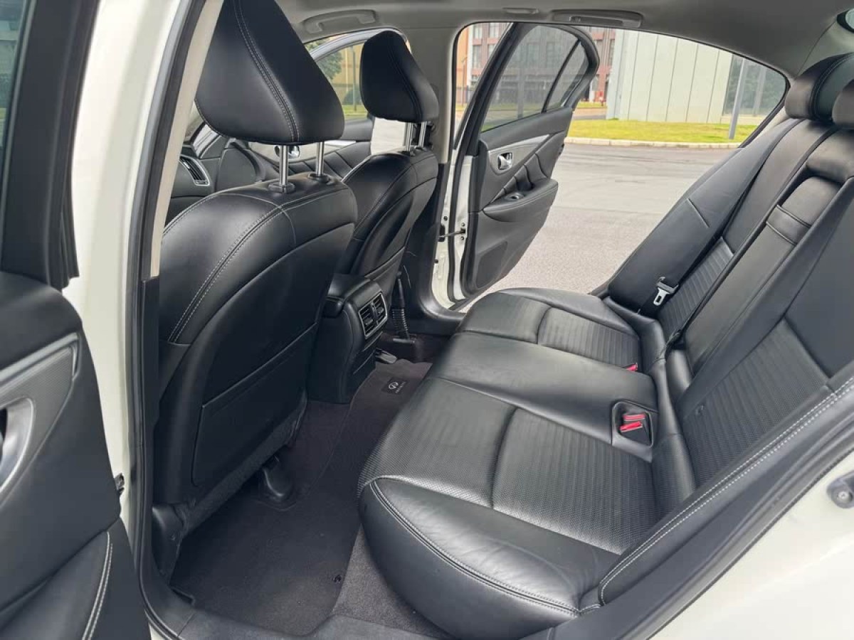 英菲尼迪 Q50  2014款 3.7L 豪華運動版圖片