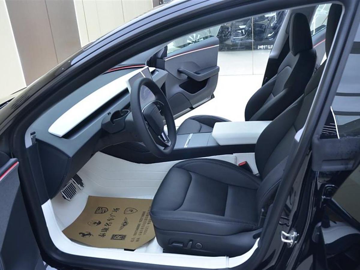 特斯拉 Model Y  2023款 后輪驅(qū)動(dòng)版圖片