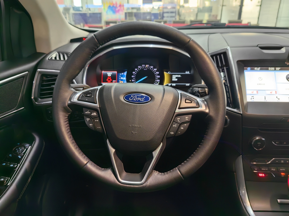 福特 銳界  2018款 EcoBoost 245 兩驅(qū)豪銳型 7座 國(guó)VI圖片