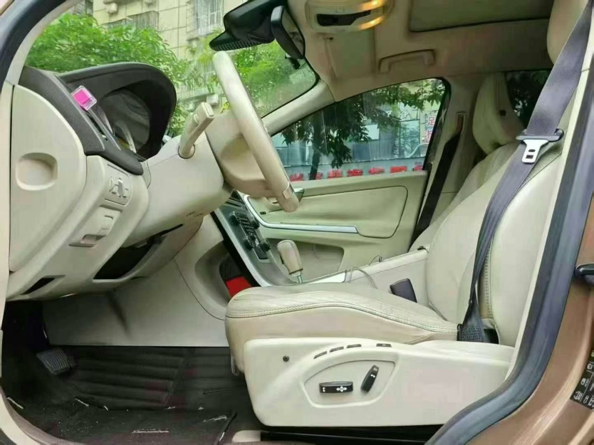 沃爾沃 XC60  2011款 2.0T R-Design 個性運動版圖片