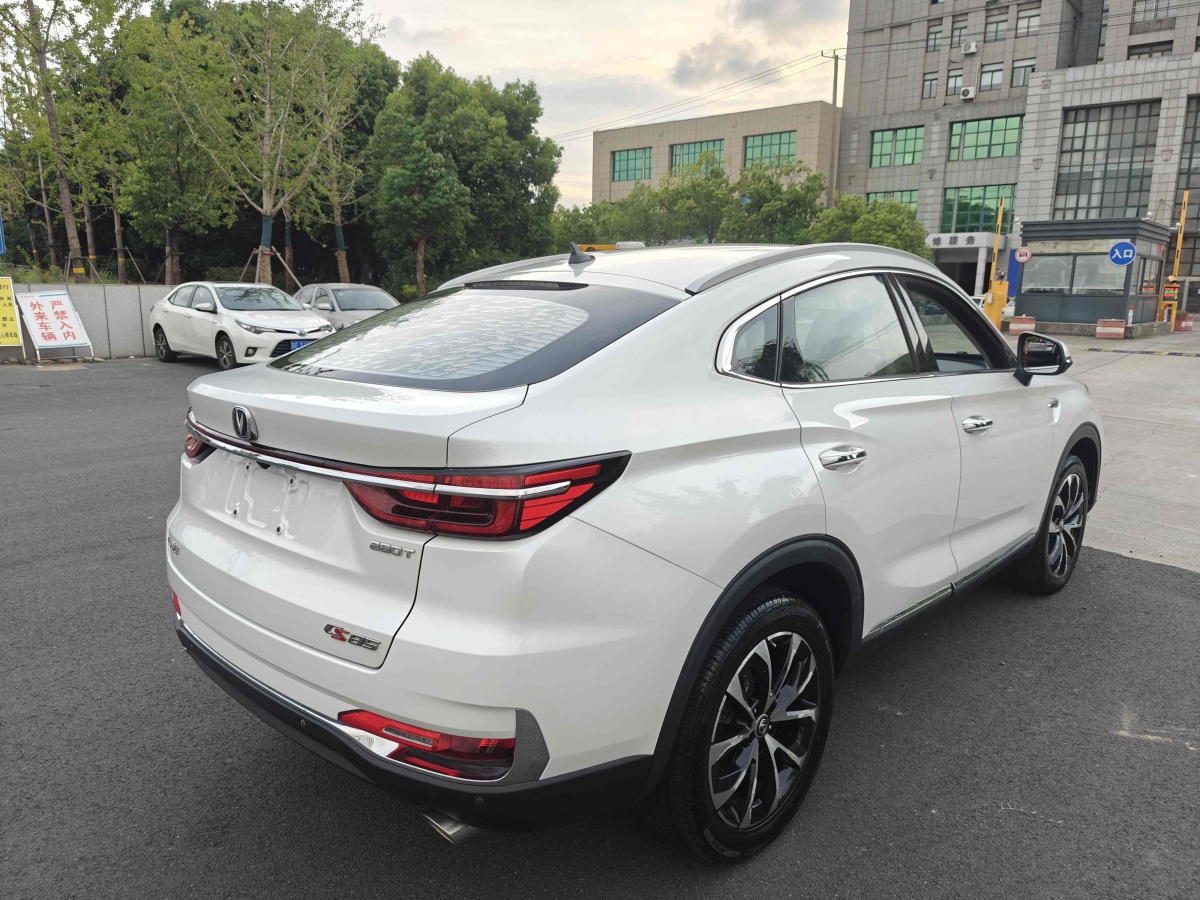 长安 CS85 COUPE  2019款  1.5T 动版 国VI图片