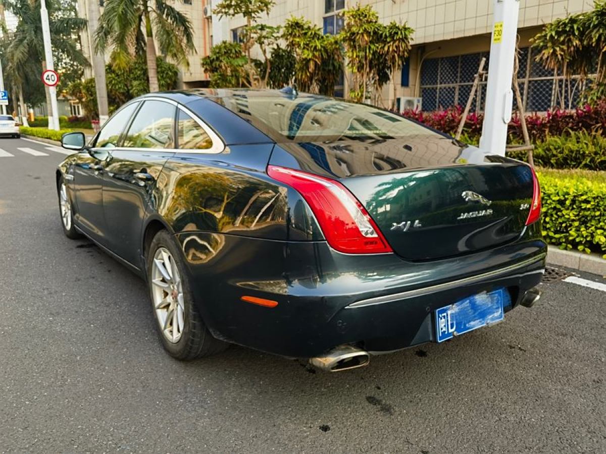 捷豹 XJ  2014款 XJL 3.0 SC 兩驅(qū)全景商務(wù)版圖片