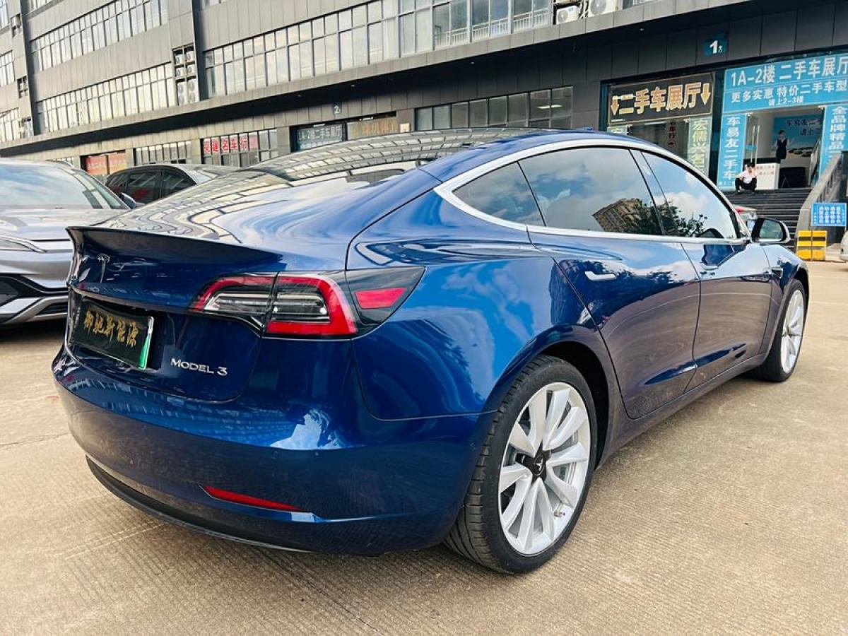 特斯拉 Model 3  2019款 標準續(xù)航后驅升級版圖片