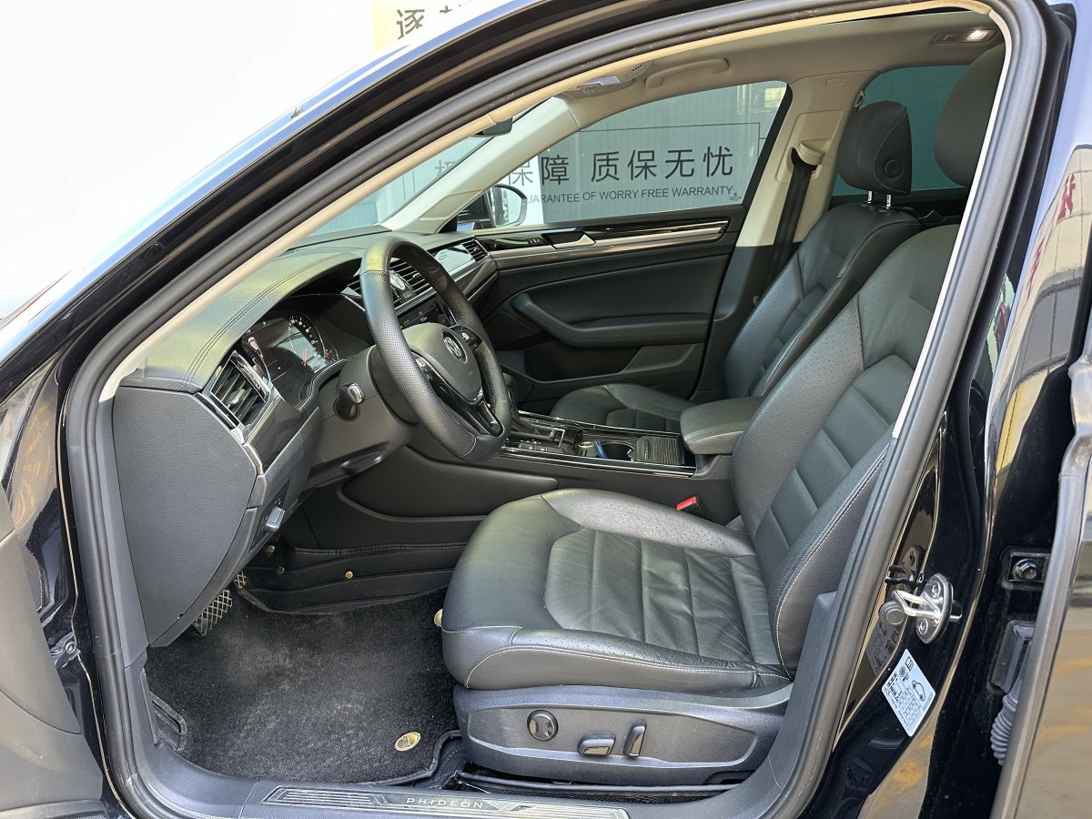 大眾 輝昂  2019款  380TSI 兩驅(qū)商務版 國VI圖片