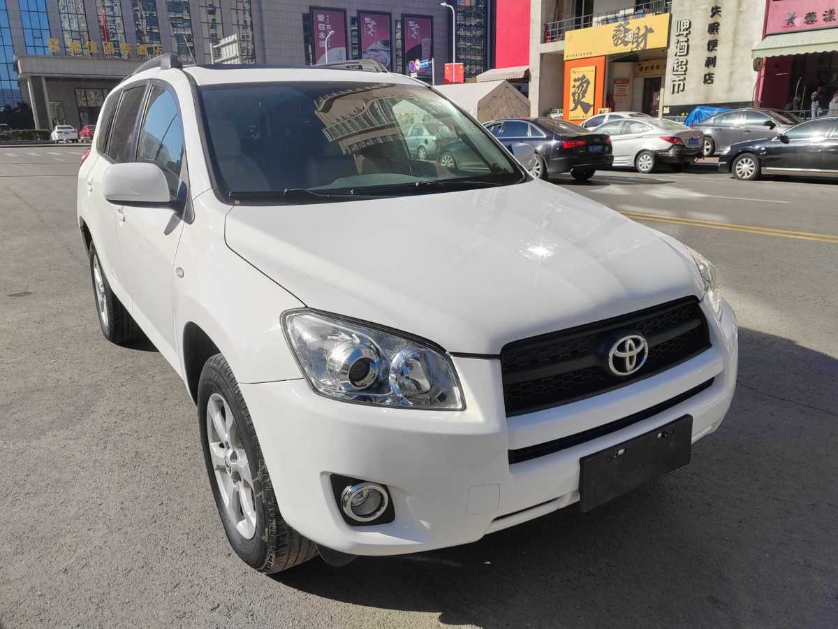 2010年3月豐田 RAV4  2019款 榮放 2.0L CVT兩驅(qū)先鋒版