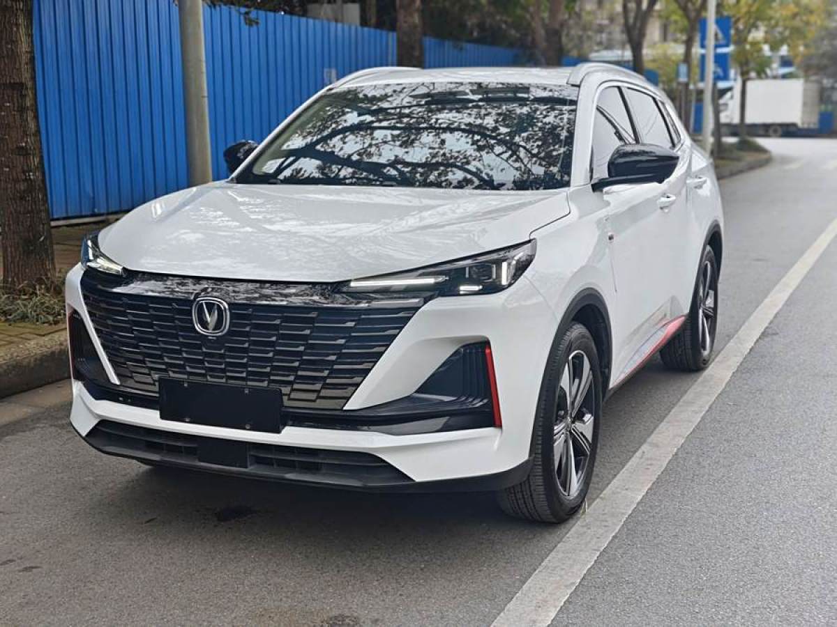 2023年7月長(zhǎng)安 CS55 PLUS  2022款 第二代 1.5T DCT尊貴型