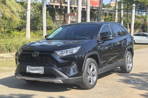 RAV4 丰田 荣放 2.0L CVT两驱风尚版