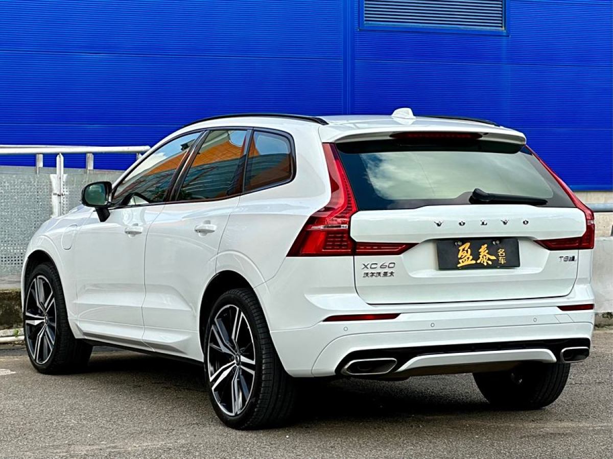 沃爾沃 XC60新能源  2024款 T8 插電混動 長續(xù)航四驅(qū)智遠運動版圖片