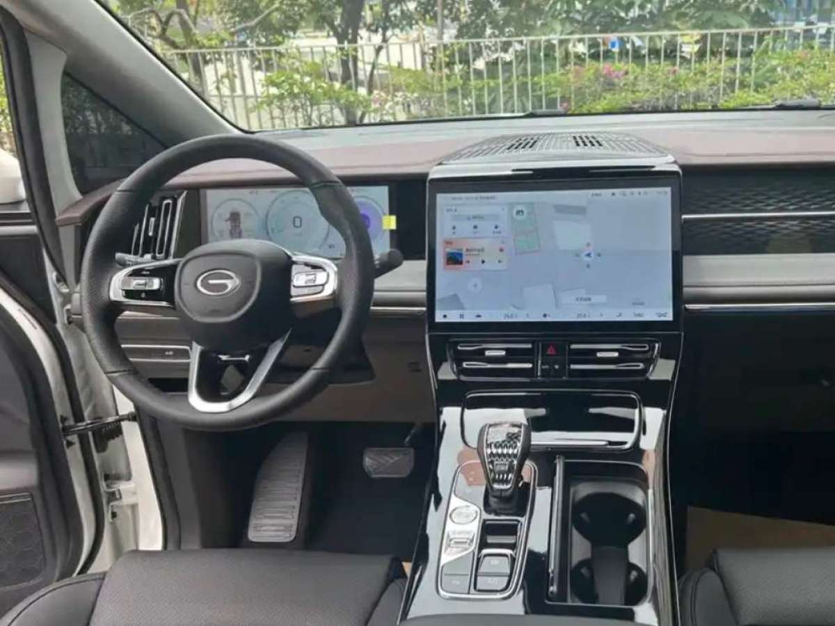 廣汽傳祺 M8  2023款 宗師系列 400T 自動(dòng)至尊圖片