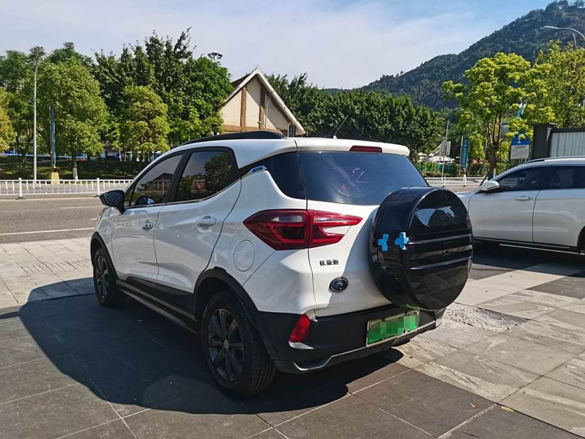 比亞迪 元新能源  2018款 EV360 智聯(lián)炫酷型圖片