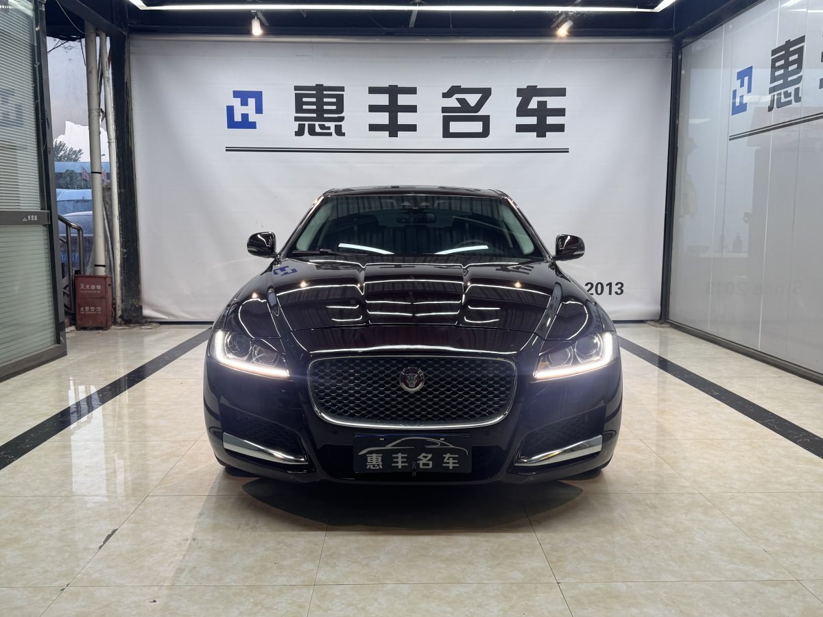 捷豹 XFL  2018款 XFL 2.0T 200PS 精英版圖片