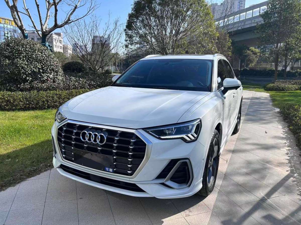 2019年12月奧迪 奧迪Q3  2020款 35 TFSI 時(shí)尚動(dòng)感型