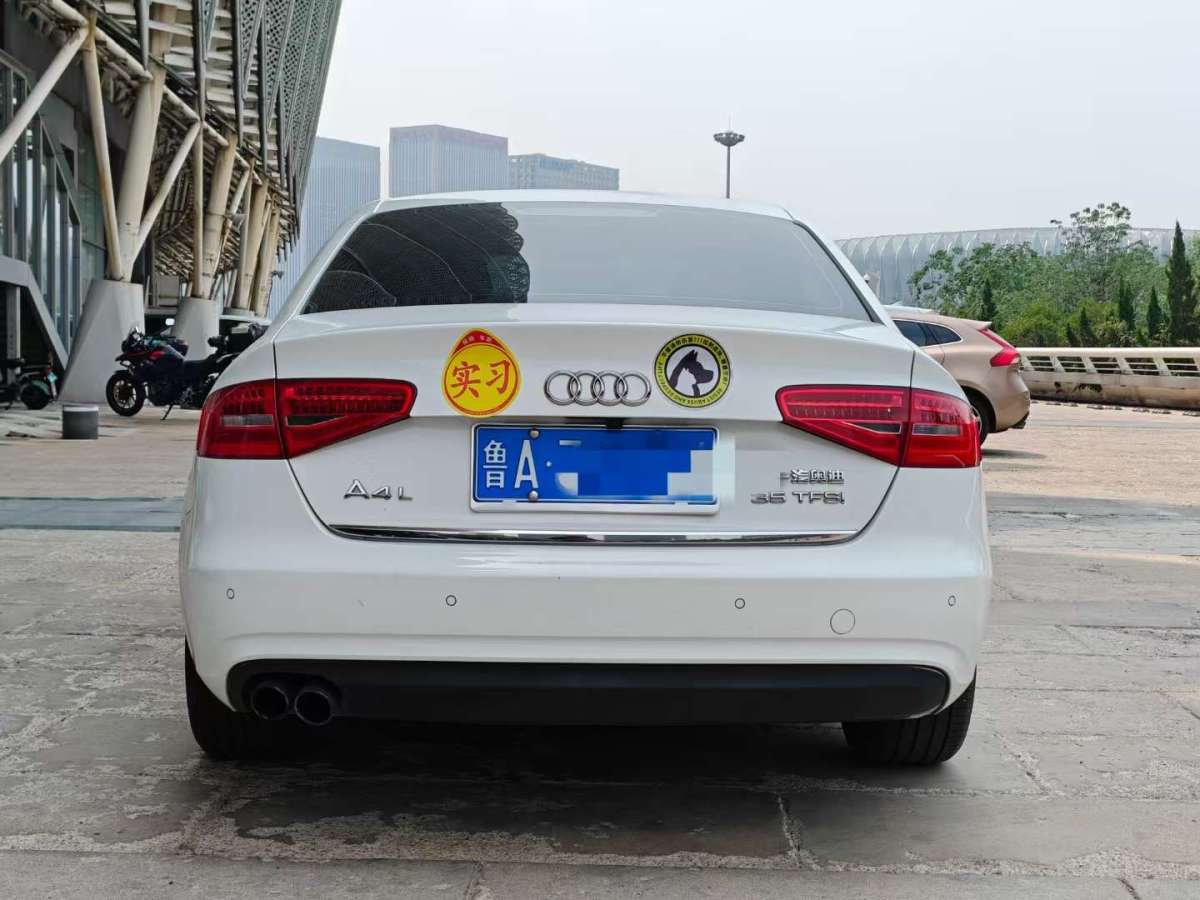 奧迪 奧迪A4L  2015款 35 TFSI 自動標準型圖片