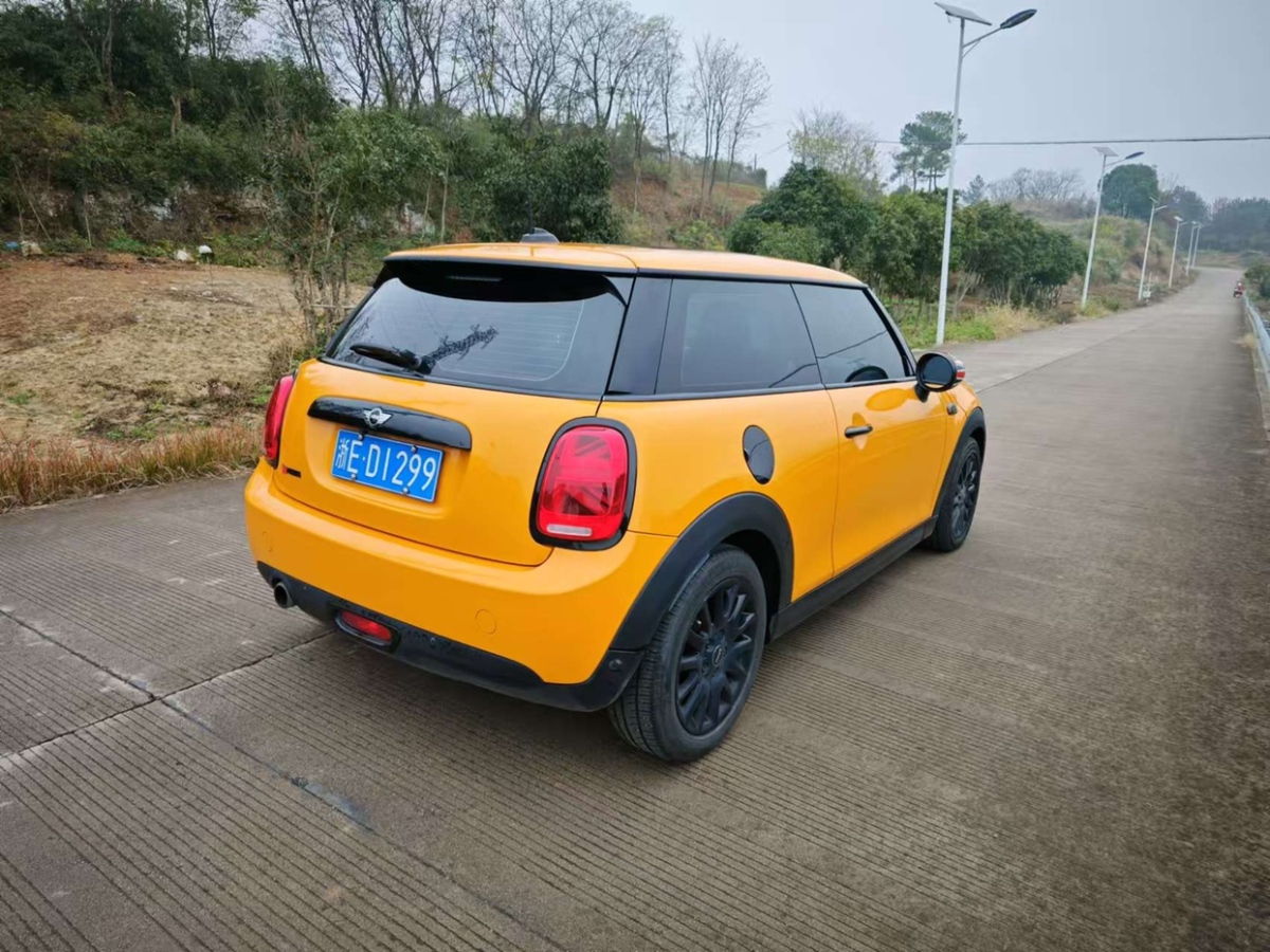 MINI MINI  2016款 1.2T ONE 先鋒派 五門版圖片