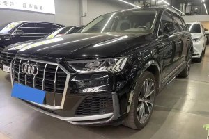 奧迪Q7 奧迪 55 TFSI quattro S line運(yùn)動型