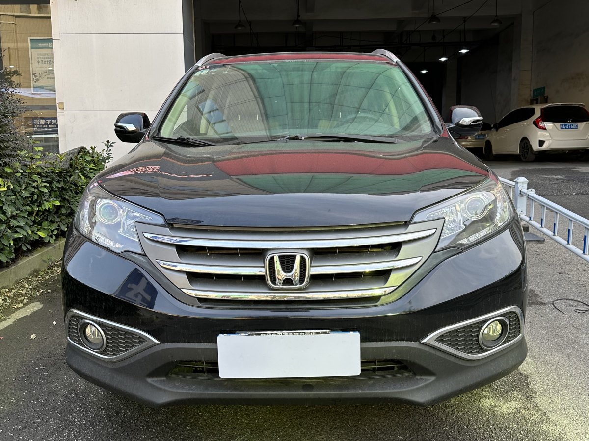 2014年3月本田 CR-V  2013款 2.4L 兩驅(qū)豪華版