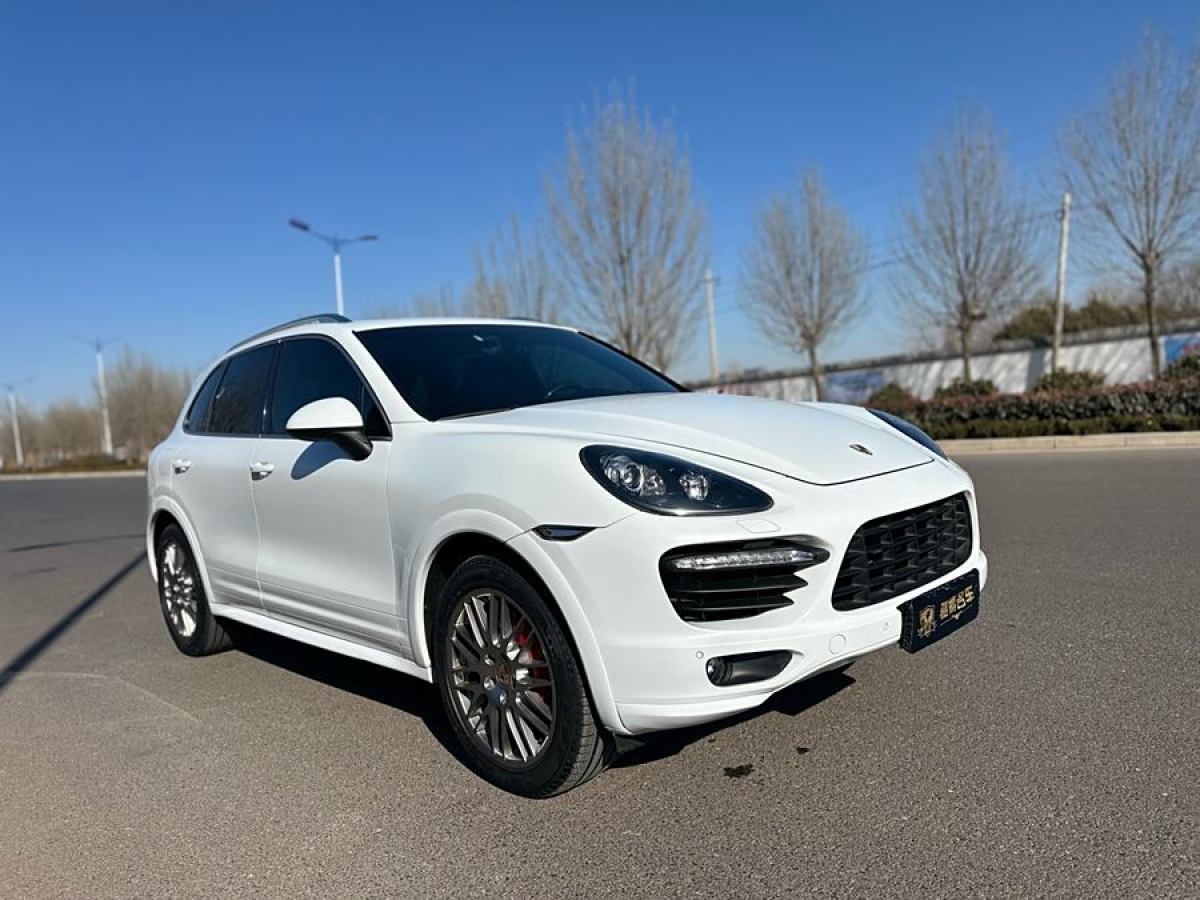 保時(shí)捷 Cayenne  2014款 Cayenne Platinum Edition 3.0T圖片