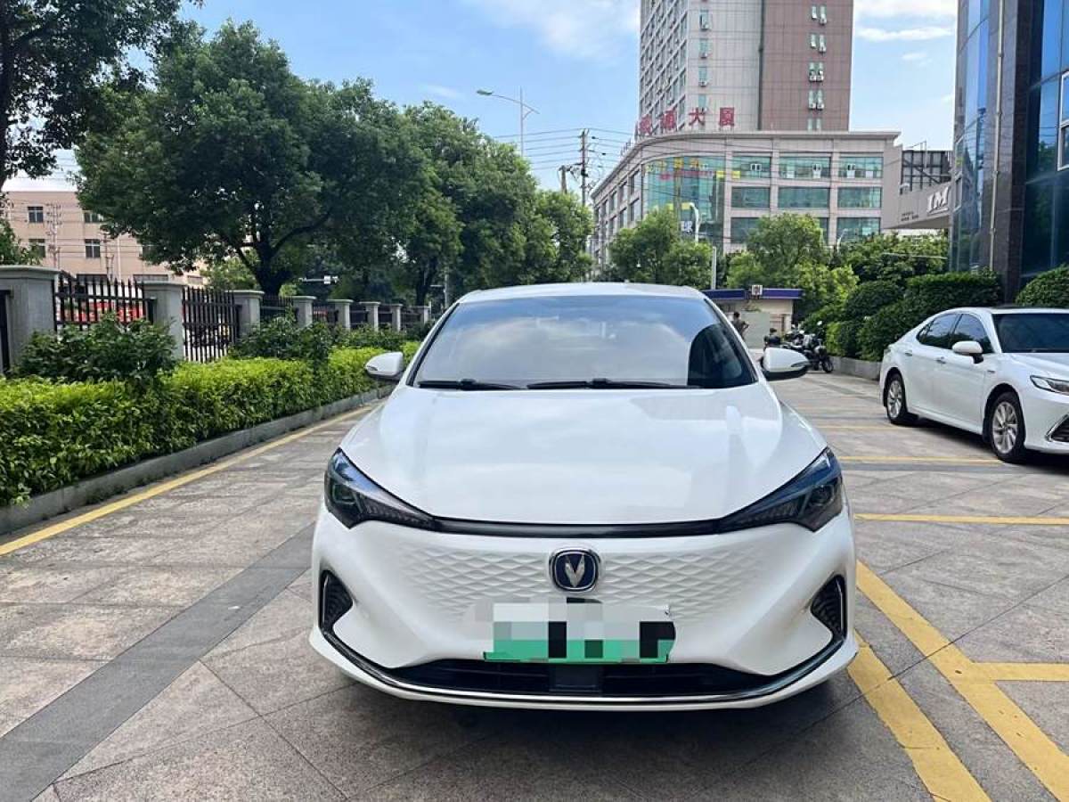 長(zhǎng)安 逸動(dòng)新能源  2022款 EV460 智行網(wǎng)約版 三元鋰圖片