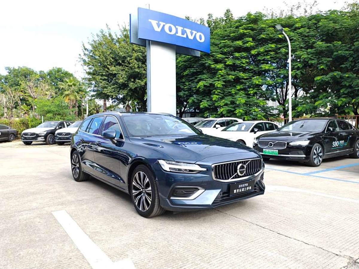 沃爾沃 V60  2023款 B5 智遠(yuǎn)豪華版圖片