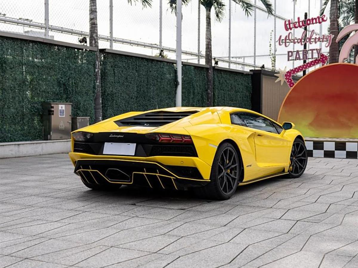 蘭博基尼 Aventador  2017款 Aventador S圖片