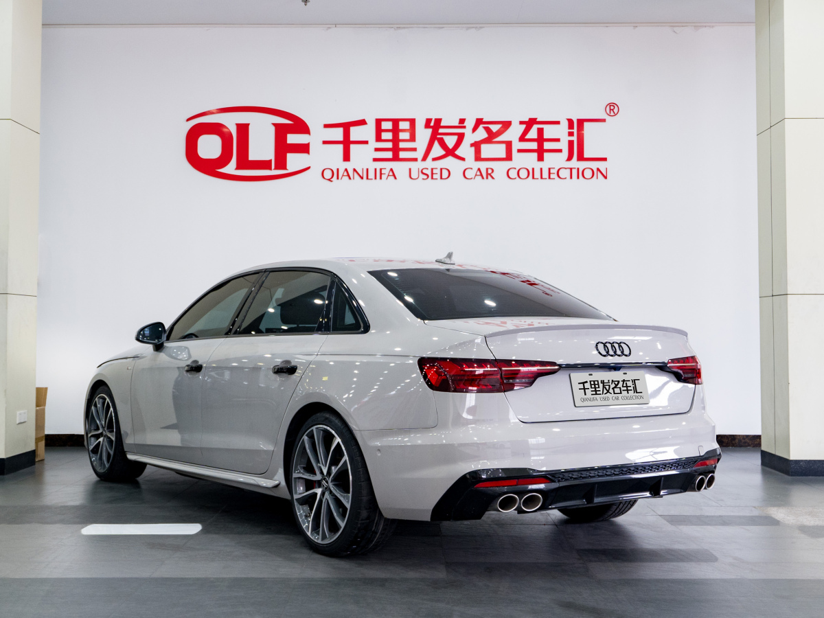 奧迪 奧迪A4L  2020款 45 TFSI quattro 臻選動感型圖片