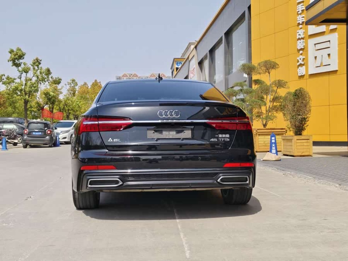 奧迪 奧迪A6L  2021款 45 TFSI 臻選動(dòng)感型圖片